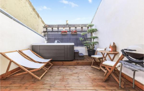 Awesome apartment in L'Isle-sur-la-Sorgue with WiFi and 2 Bedrooms